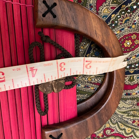 Seattle Boutique Red Wood Purse with Cloth Lining Wood Handle EUC!! - Picture 6 of 10